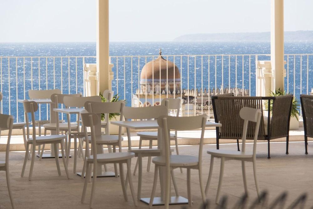 Est Hotel Santa Cesarea Terme Exterior photo