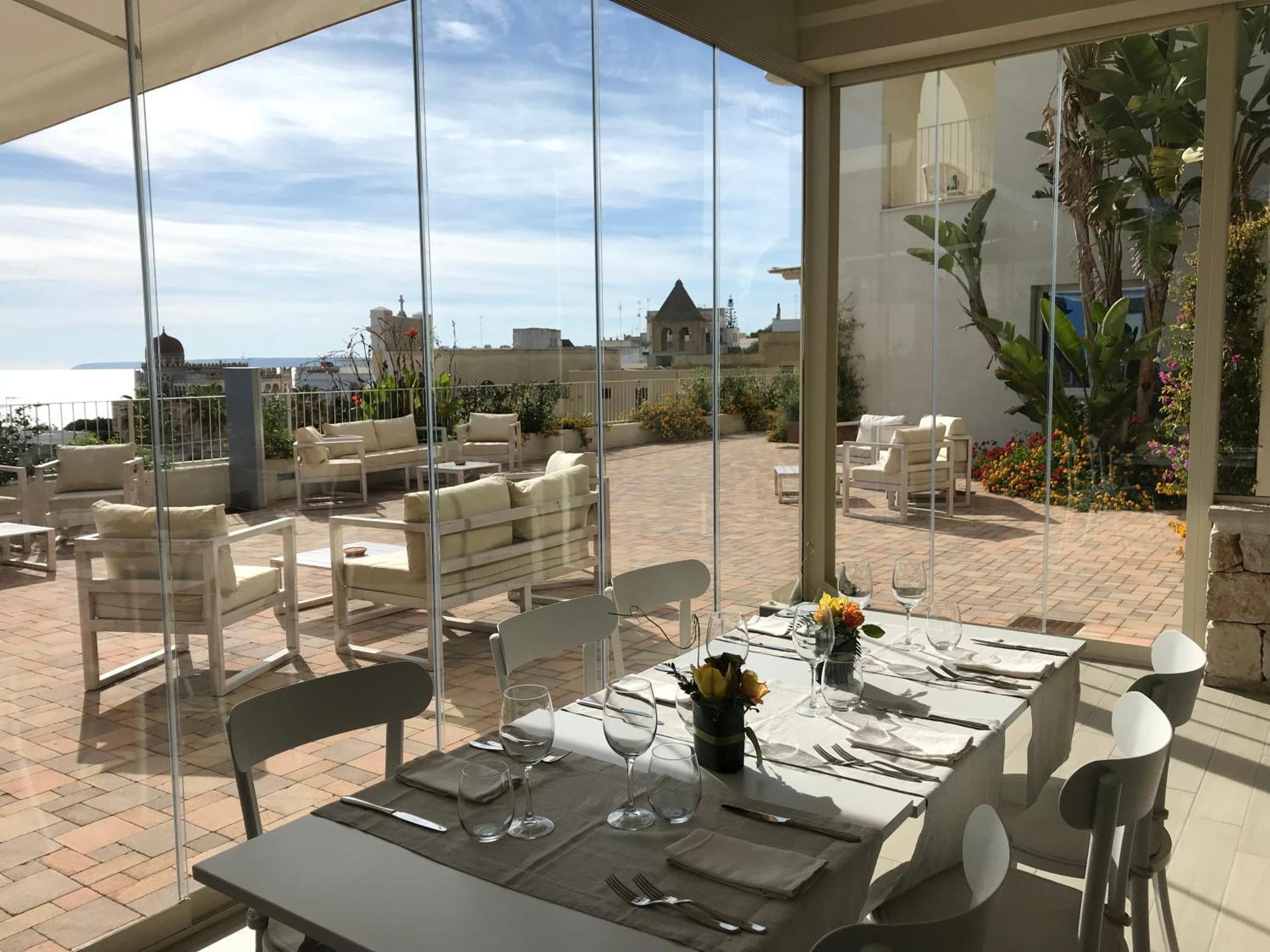Est Hotel Santa Cesarea Terme Exterior photo