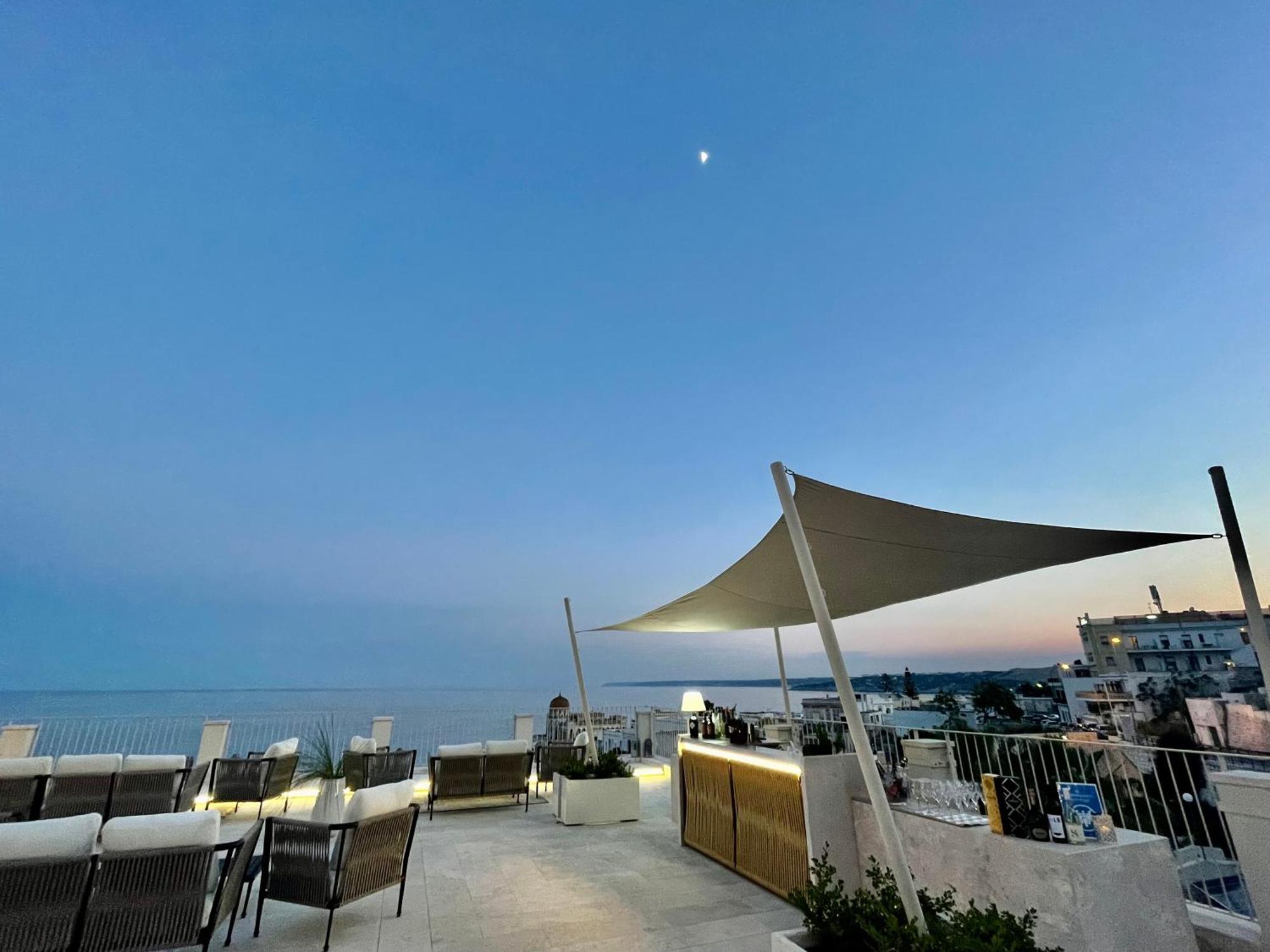 Est Hotel Santa Cesarea Terme Exterior photo